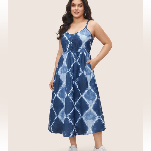 BloomChic Dresses & Skirts - BloomChic Plus 2XL Tie Dye Button Detail Cami Dress us18-20